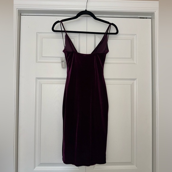 Windsor velvet purple mini dress - Picture 3 of 4